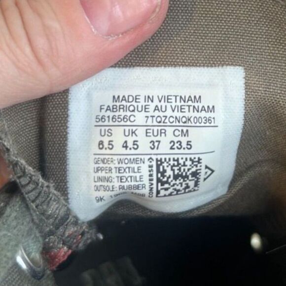 Converse All Star Chuck Taylor Parkway Floral Lace Up High Top Sneaker Size 6.5 - Picture 2 of 9